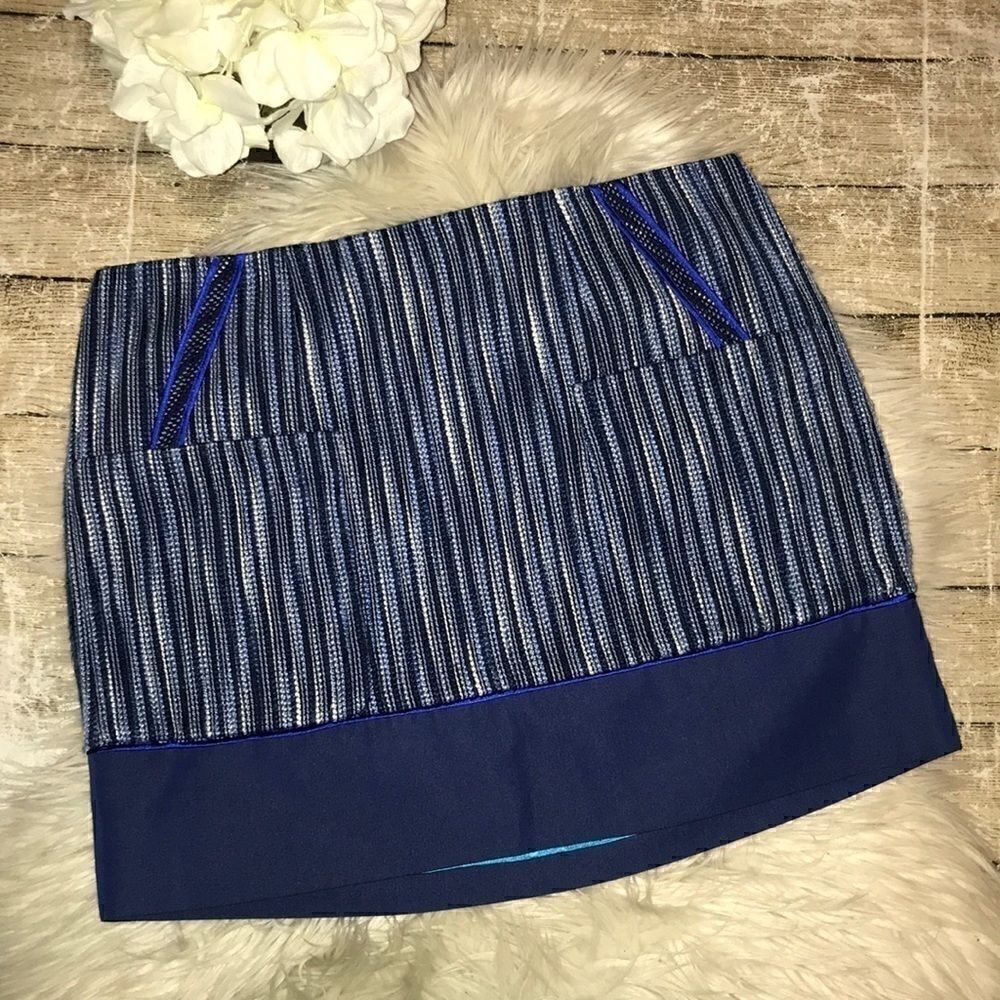 Tahari Blue Textured Stripe Mini Skirt